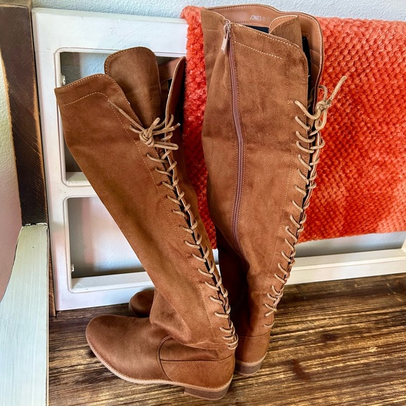 Chestnut knee high boots - Picture 3 of 4